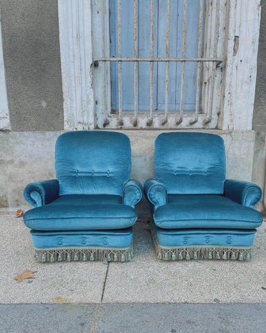 SOLD Grote blauwe Franse fauteuils (2 stuks)