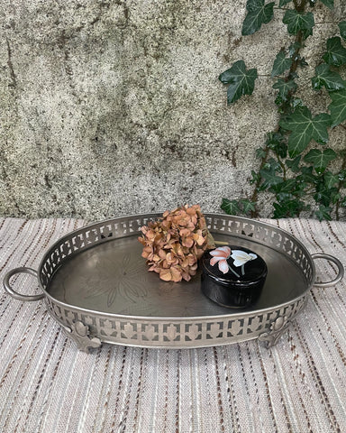 Zilverkleurig dienblad op pootjes