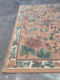 Zalm kleurig floral tapijt